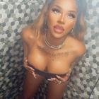 Shirley-2260502