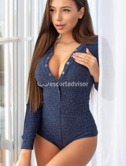Escort 3925582800 Karolina