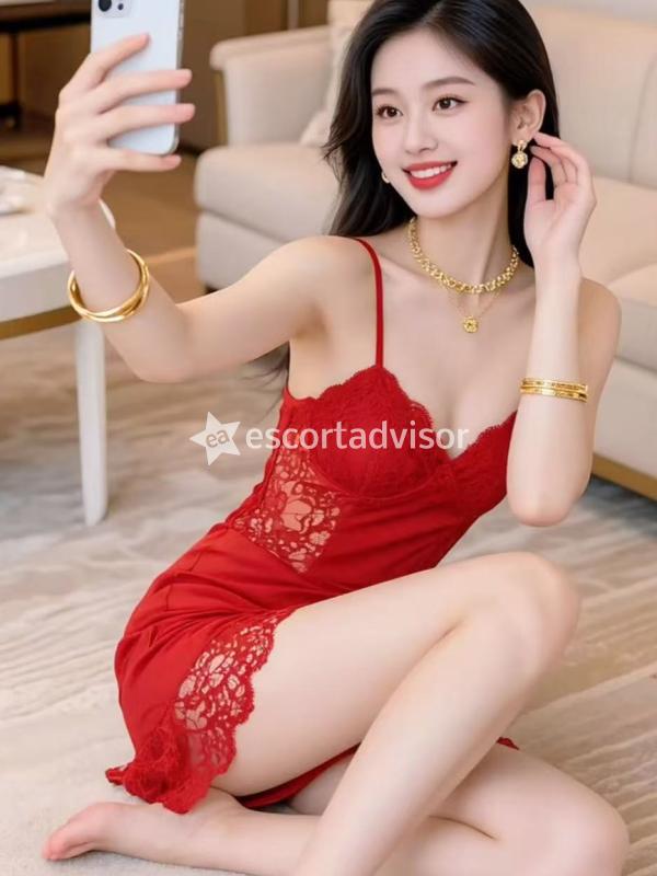 Escort 3204878768