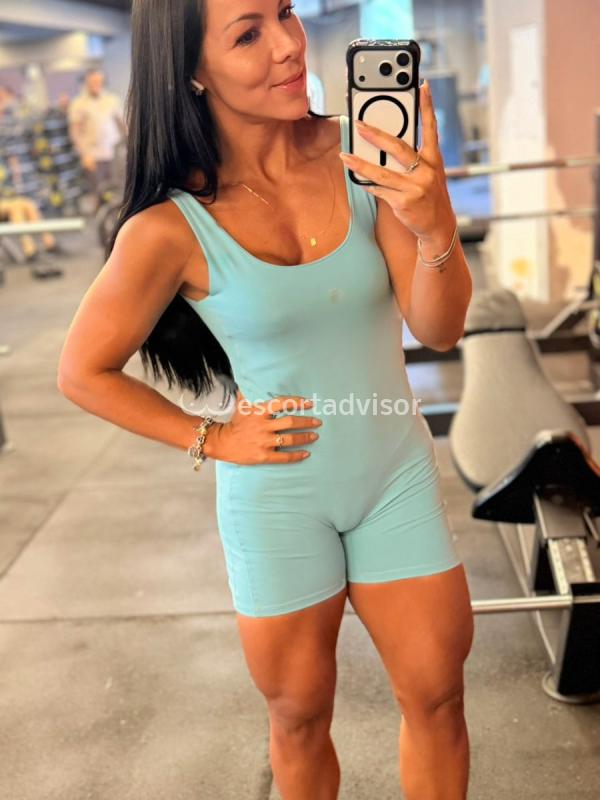Escort 3288772499