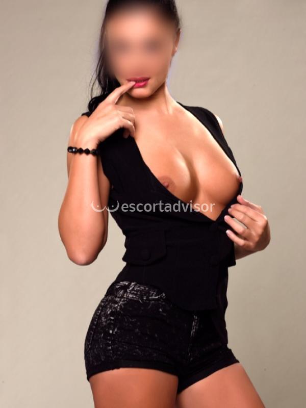 Escort 677313838