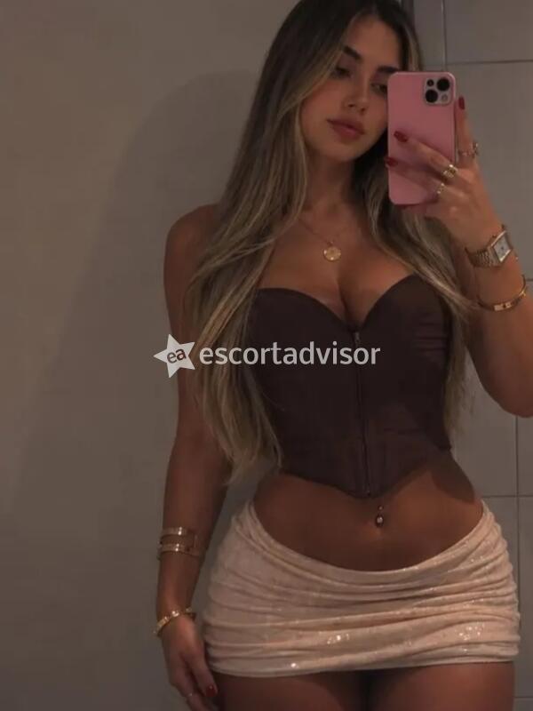 Escort 3890545986