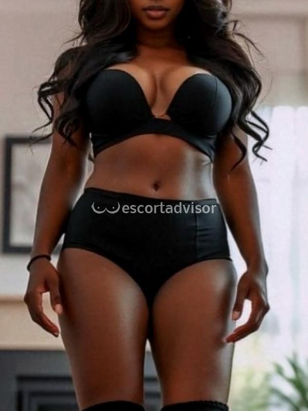 Escort 3887980890