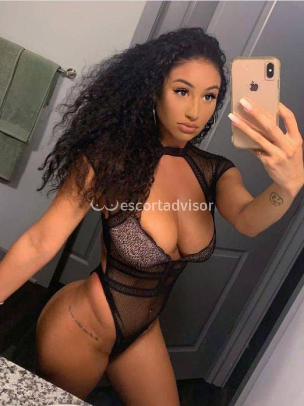 Zaira escort Cesenatico