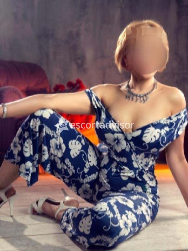 Escort 3512438205