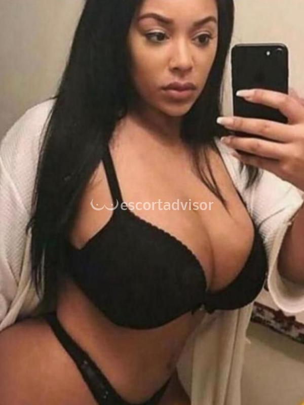 Escort 3511968437