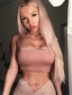 Escort 07404839944