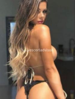 Escort 3202438085