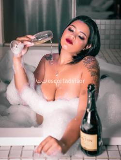 Escort 3204957723