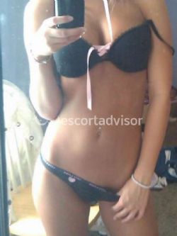 Escort 3246965725