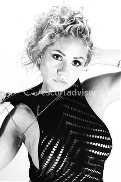 Escort 3295686065