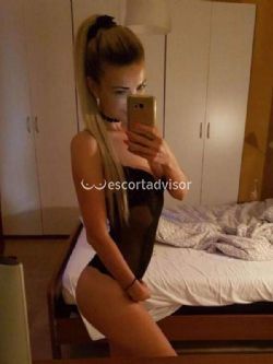 Escort 3296769541