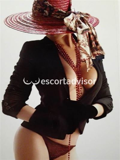 Escort 3296997956