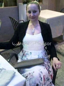 Escort 3441382874