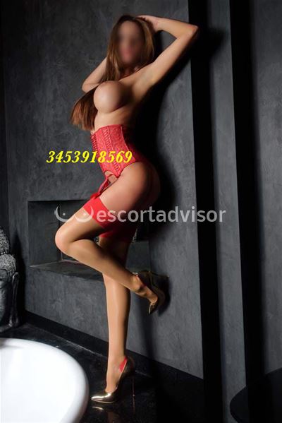 Escort 3453918569