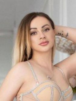 Escort 3458706378