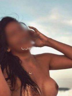 Escort 3485751923