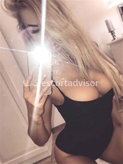 Escort 3533870810