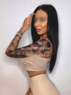 Escort 3806553922
