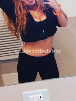 Escort 3884285095