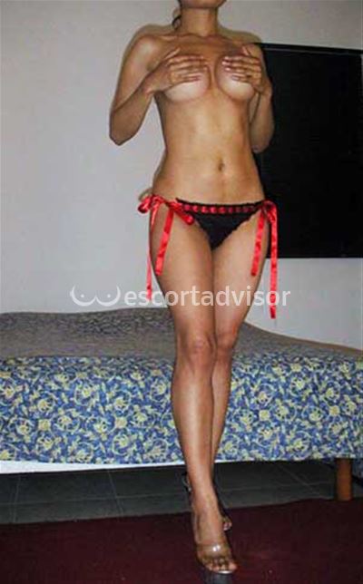 Escort 3887216420