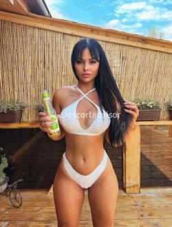 Escort 3896124308